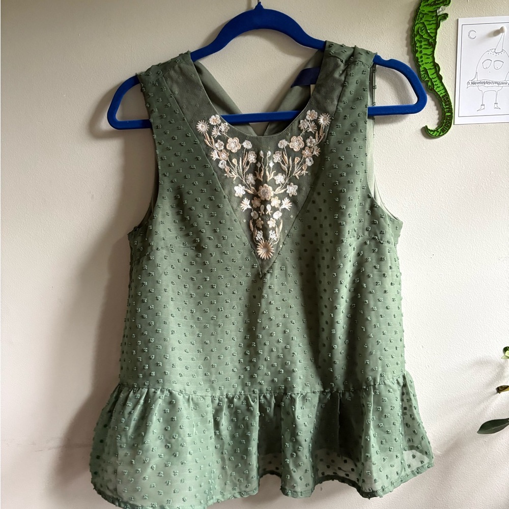 Green Sleeveless Peplum Top with Floral Embroidery